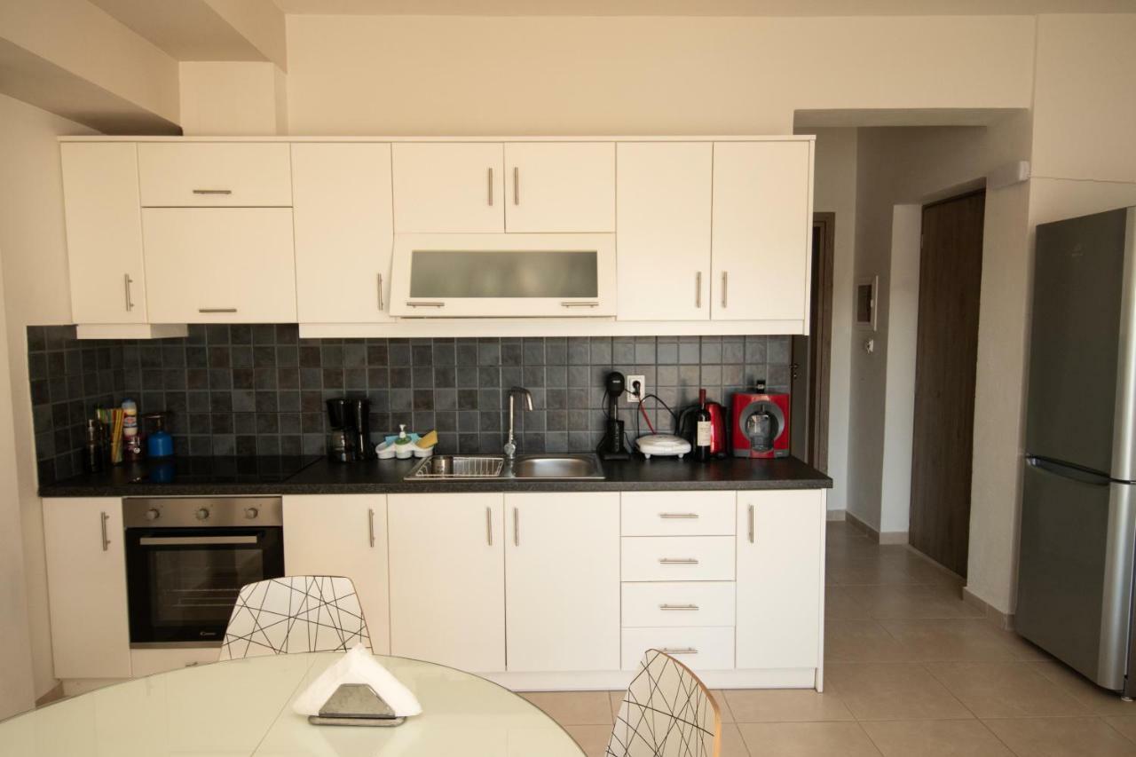 קאלי לימנס Seaside Apartments-Angela מראה חיצוני תמונה